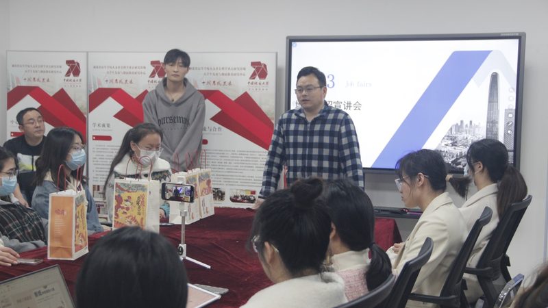 叉车培训周末班：职场人士的灵活选择